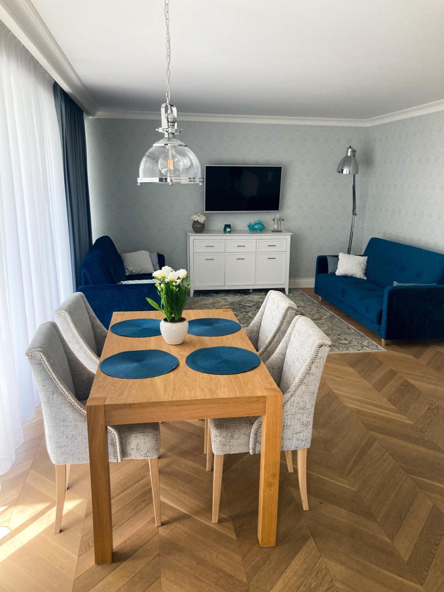 Apartament Bello メヘリンキ エクステリア 写真