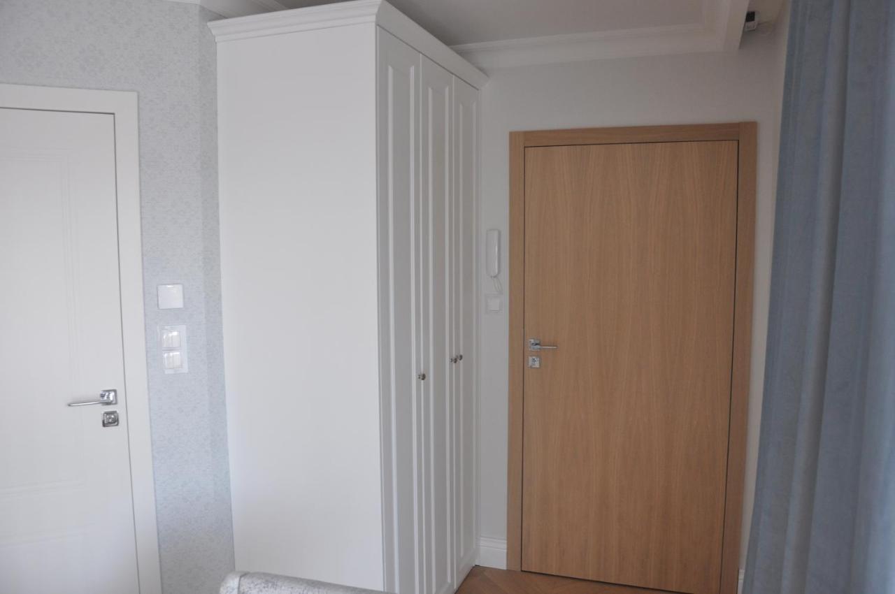 Apartament Bello メヘリンキ エクステリア 写真